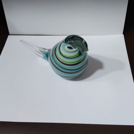 A104226042026 En..12 cm. H.8.5 cm. cam el yapımı kuş 1 adet