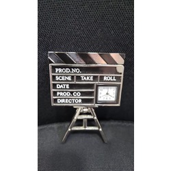 NEK18079110599 Klaket Masaüstü Saat Metal Prod Scene Take Roll Director 1 Adet
