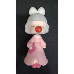 B0BSC6D57Q Bobblehead Çizgi Film Kız Reçine Kafası Sallanan Oyuncak Şık Figür 1 Adet