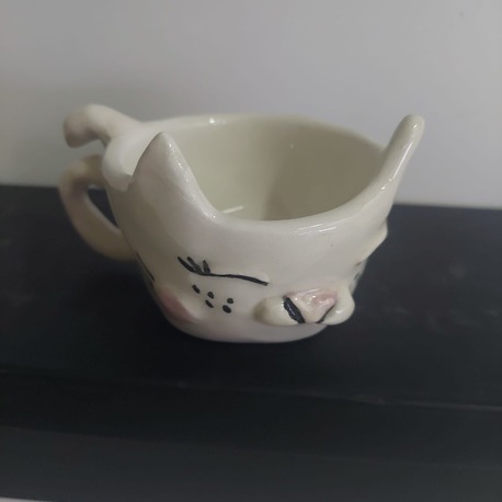 55535017 Küçük Kupa Yükseklik 8cm Genişlik 12cm Seramik El Yapım Beyaz Kedi 1 Adet