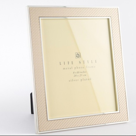 P158.111776 Silver Kenarlı Krem Kumaş Çerçeve 20x25cm Dekorasyon