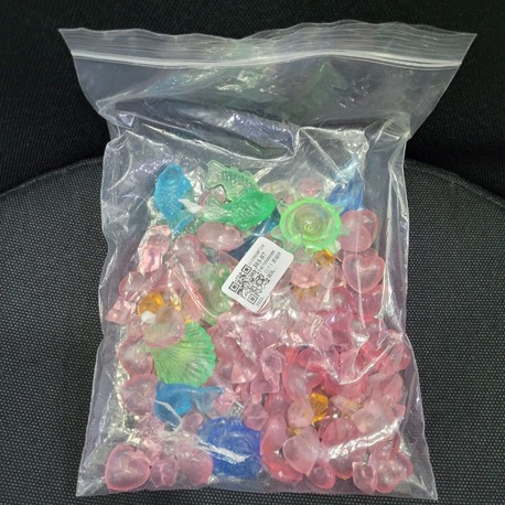 A54042 Plastik Taş Set Kalp Yunus Balığı Deniz Yıldızı 210gr Karışık 1 Poşet 
