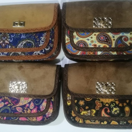 Desenli bayan çantası