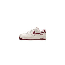 Nike Air Force 1 Valentine’s Day 
