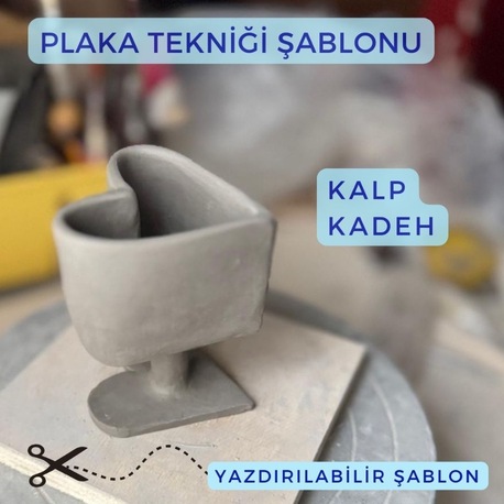 Kalp Kadeh İndirilebilir Dijital Seramik Şablonu