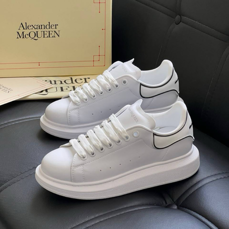Alexander McQueen 