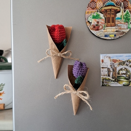 Lale Buket Magnet
