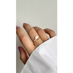 beyaz çiçekli halka yüzük /ALTIN KAPLAMA