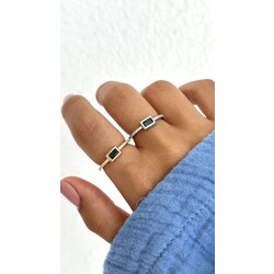 yeşil taşlı baget yüzük /ALTIN KAPLAMA
