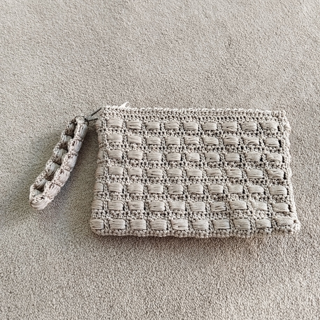 Makrome clutch bej