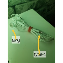 AKG MARKA TYPE-C GİRİŞLİ KULAKLIK