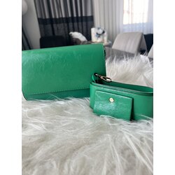 Benetton yeşil kutu çanta 