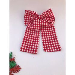 Red plaid lady fiyonk