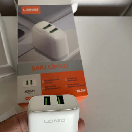 2 USB GİRİŞLİ SÜPER ŞARJ BAŞLIĞI 