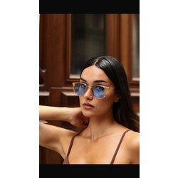 19 BAL MAVİ CAM 