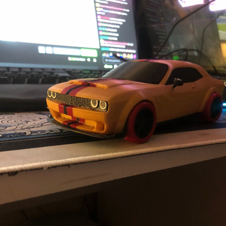 Dodge Challenger Hellcat SRT 