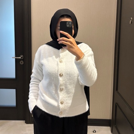 Beyaz Angora Hırka