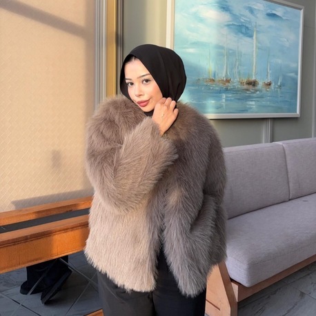 Beige Kürk
