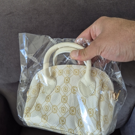 Muadil Vakko Logo Beyaz