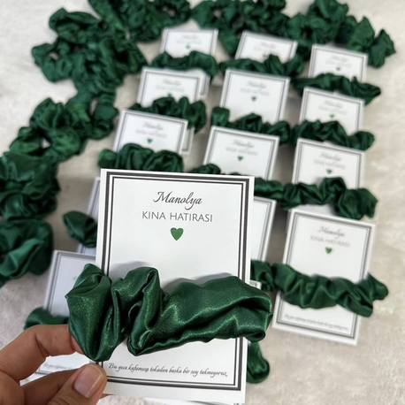 20 Stück Satin-Haargummis als Gastgeschenk. | EW-292654