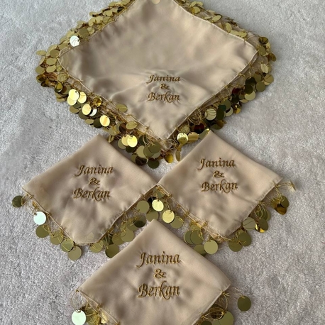 20 Stück personalisierte Halay-Taschentücher aus Chiffonstoff mit Pailletten | EW-292659