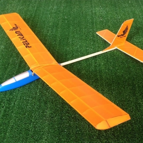 Pelikan model uçak
