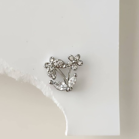 Kelebek Çiçek Model Kıkırdak Piercing Tragus Helix Gümüş Renk Küpe  - 1574