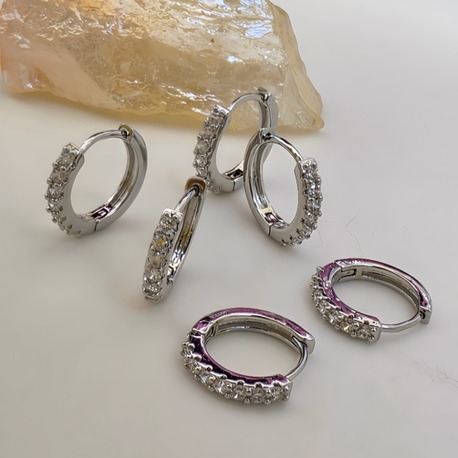 6'lı Zirkon Taşlı Gümüş Silver Renk Küpe Seti 1cm - 1808