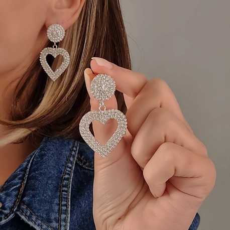 Kalp Love Aşk Sallantılı Model Gümüş Kaplama Küpe - 1360