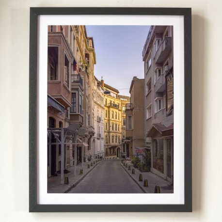 Faik Paşa Caddesi…