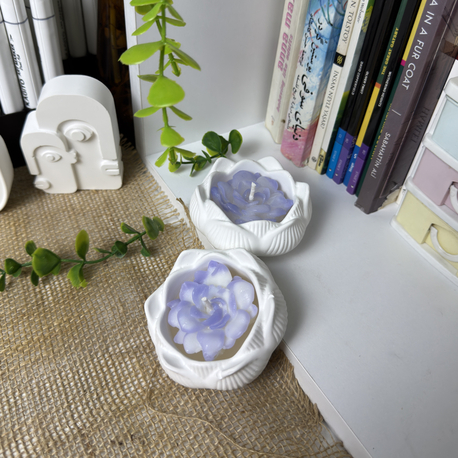 Lavanta Kokulu Çiçek Şekilli El Yapımı Mum Seti (2’li Lotus Mum) 
