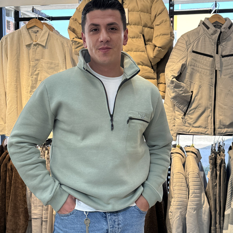 CEP DETAYLI YARIM FERMUAR SWEATSHIRT