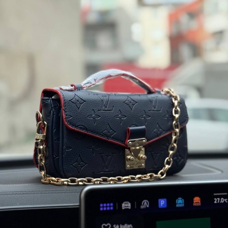 LOUIS VUITTON Hakiki Deri tasarım paslanmaz çelik aksesuarlı toz torbalı