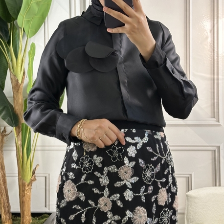 selvi çetin siyah organze gömlek