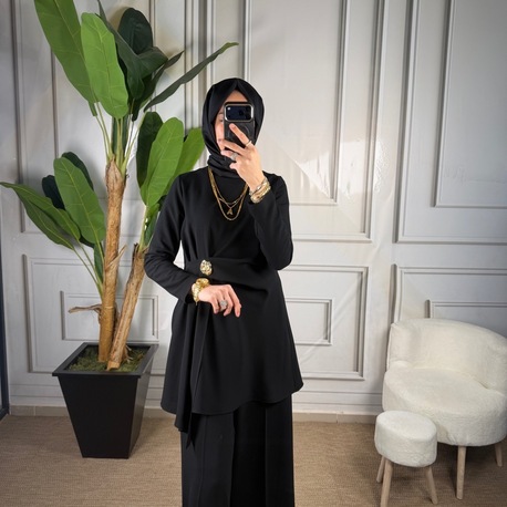 Selvi Çetin Krep Class Takım