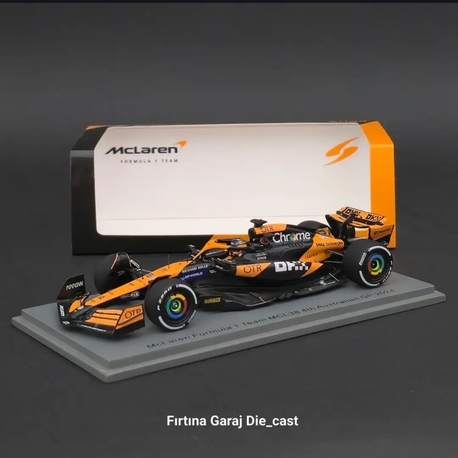 1:43 Spark Mclaren MCL38 Oscar Piastri 2024
