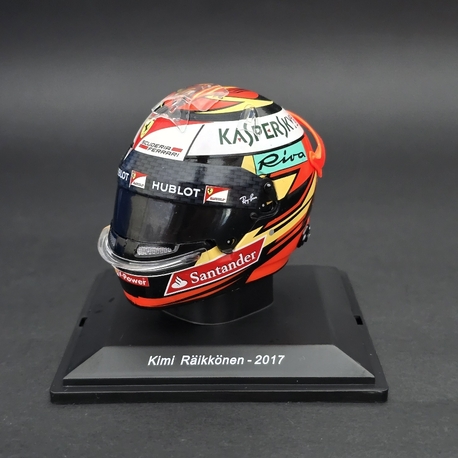 1:5 Kimi Raikkonen 2017 Kask Figürü 