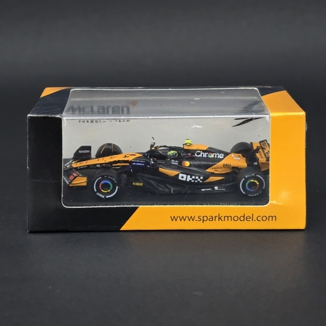 1:64 Spark Mclaren MCL38 Lando Noris 2024 Abu Dhabi GP Kazanan 