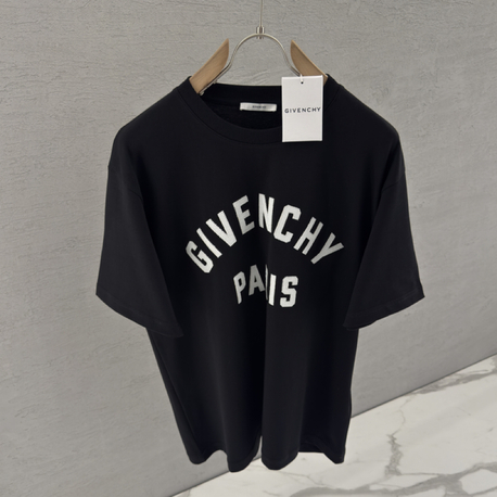 GIVENCHY Premium T Shirt