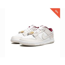 DUNK LOW 
