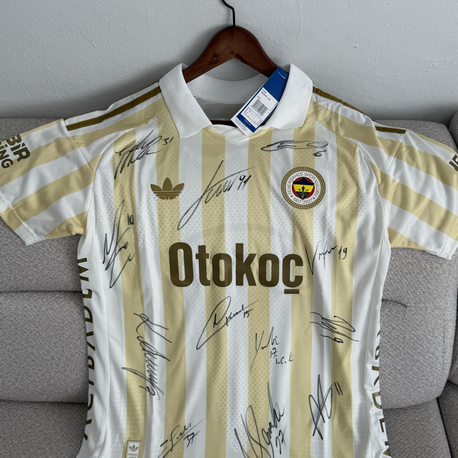 FENERBAHÇE İMZALI FORMA