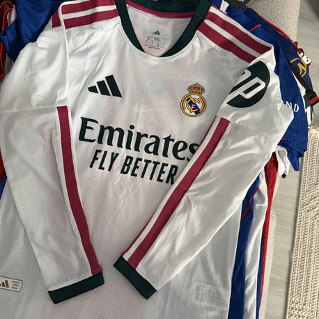 REAL MADRİD UZUN KOLLU FORMASI