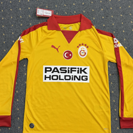GALATASARAY RETRO FORMA UZUN KOL