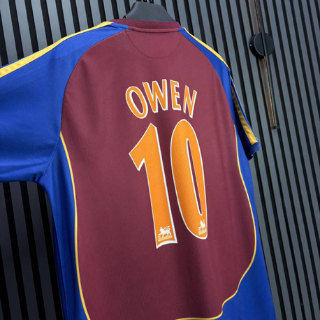 Newcastle United Retro Owen Forması