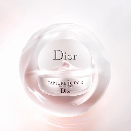 CAPTURE TOTALE C.E.L.L ENERGY FIRMING & WRINKLE CORRECTING EYE CREAM GÖZ KREMİ
