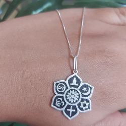 Lotus Döngü Kolye