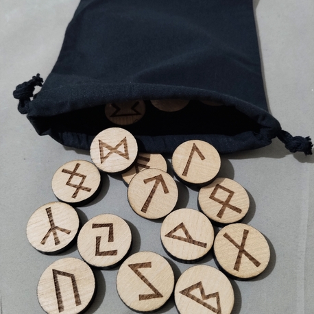 Dişbudak ağacı Rune sembolleri seti 