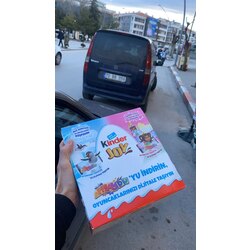 YÜZÜKLÜ KİNDER JOY KOLİSİ