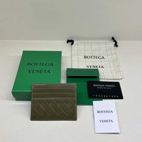 BOTTEGA VENETA CARD HOLDER