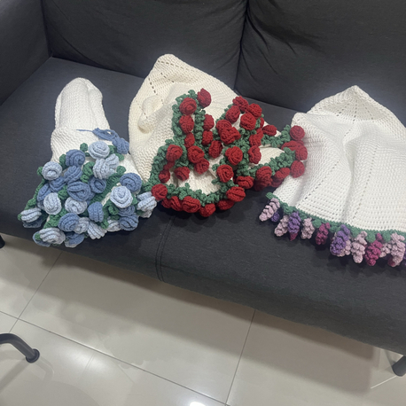 Gül buketli  şal